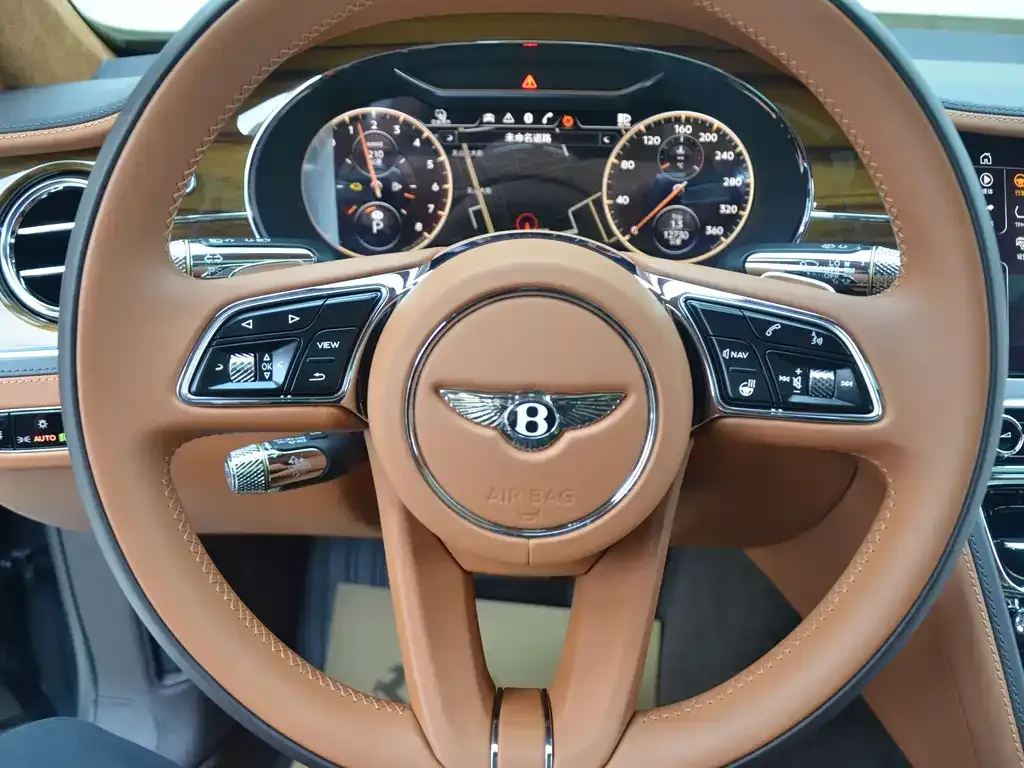 Bentley Flying Spur PHEV — фото 8