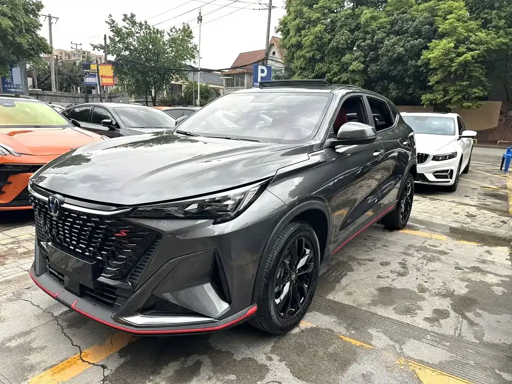 Changan X5 PLUS — фото 1