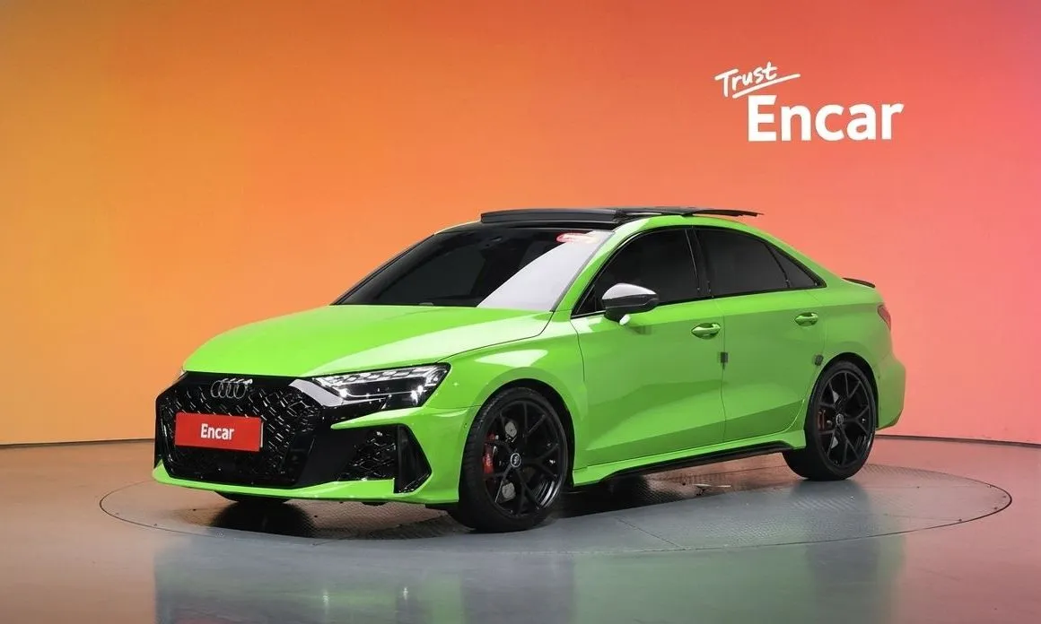 Audi RS3 — фото 1