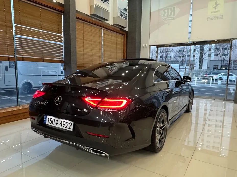 Mercedes-Benz CLS-Class — фото 8