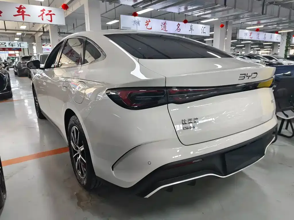 BYD Seal 06 — фото 8