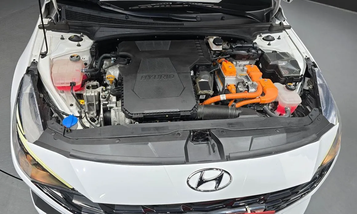 Hyundai AVANTE — фото 9