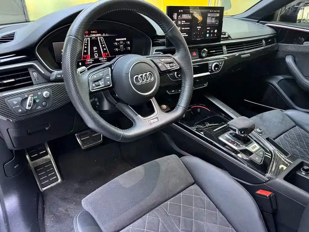 Audi RS 5 — фото 9
