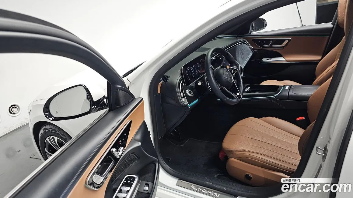 Mercedes-Benz E-Class — фото 10