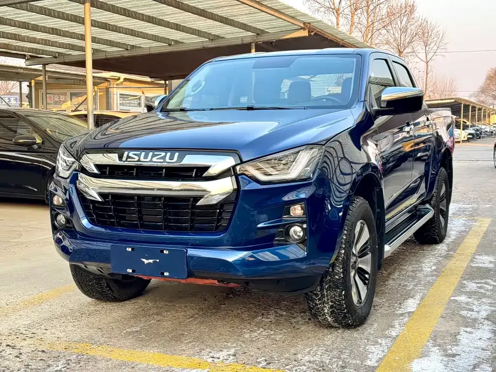 Isuzu D-MAX — фото 1
