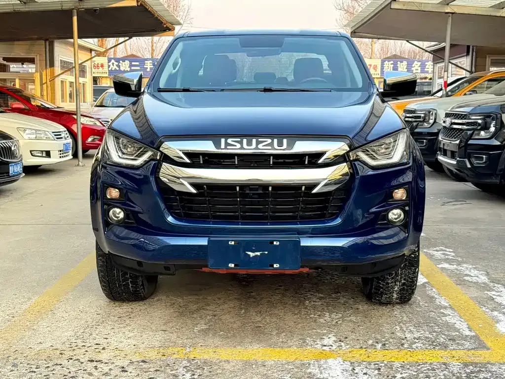 Isuzu D-MAX — фото 6