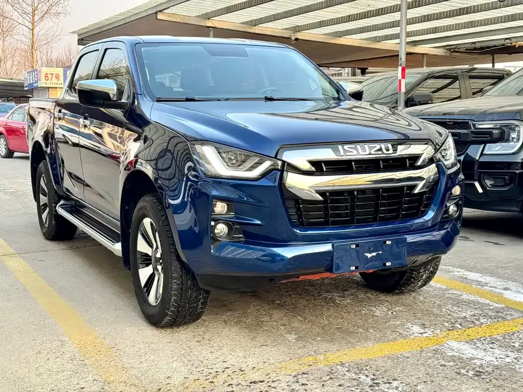 Isuzu D-MAX — фото 10