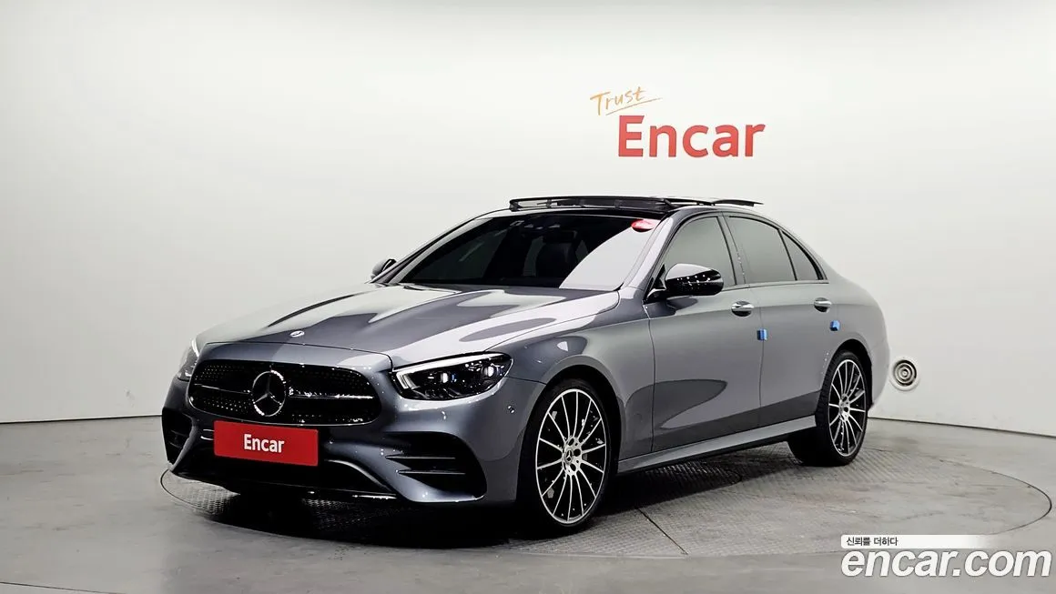 Mercedes-Benz E-Class — фото 1