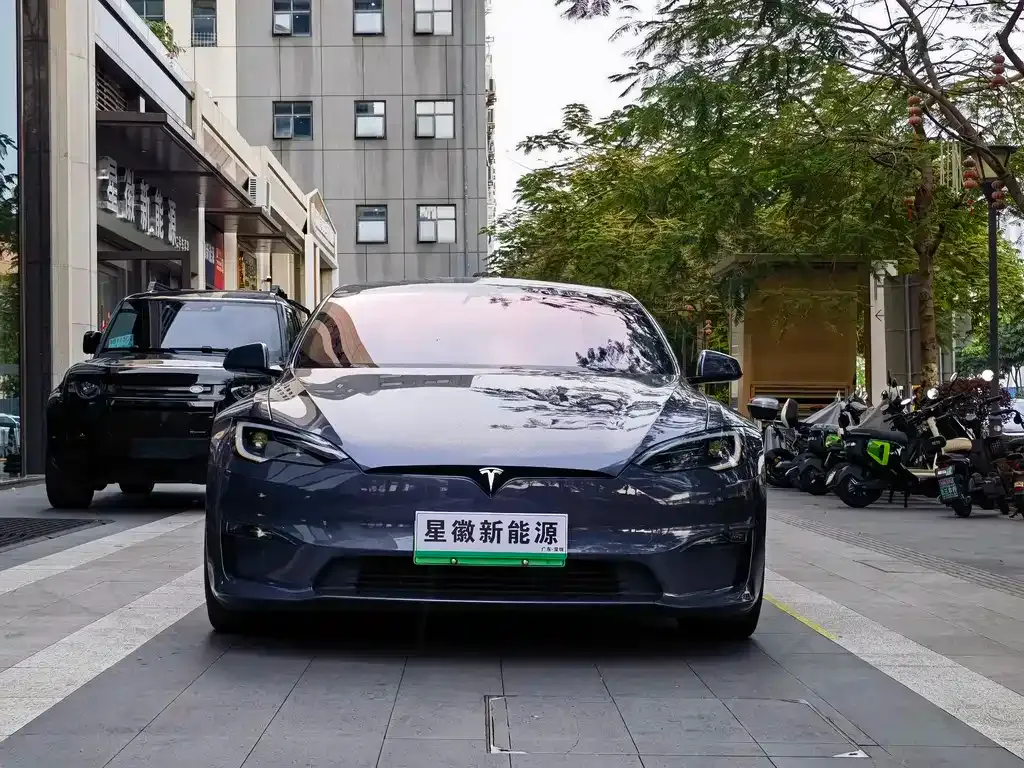 Tesla Model S — фото 8