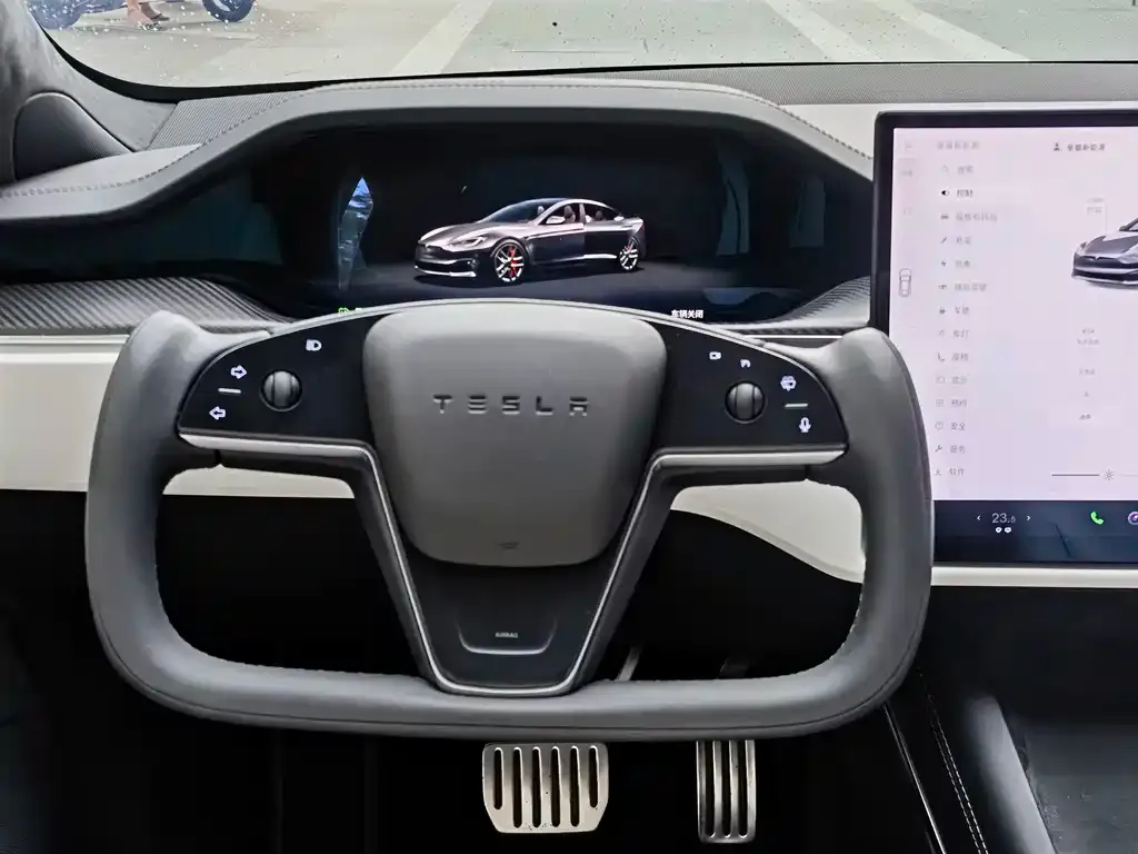 Tesla Model S — фото 2