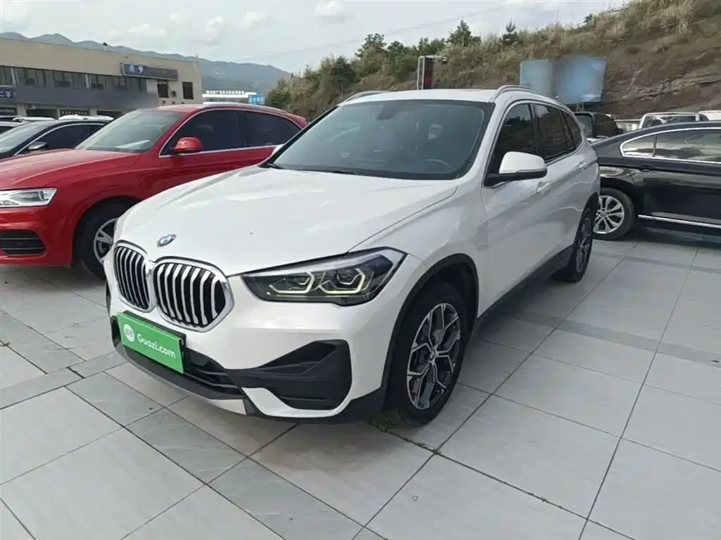BMW X1 — фото 4