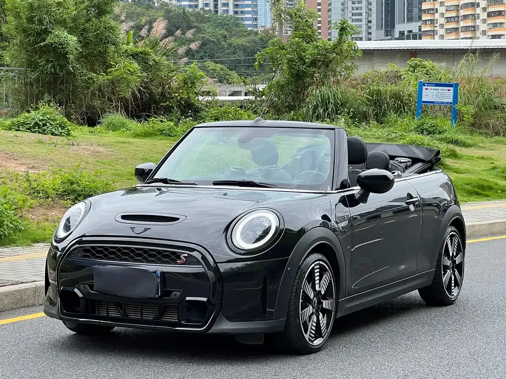 MINI Cooper (3-door) — фото 1
