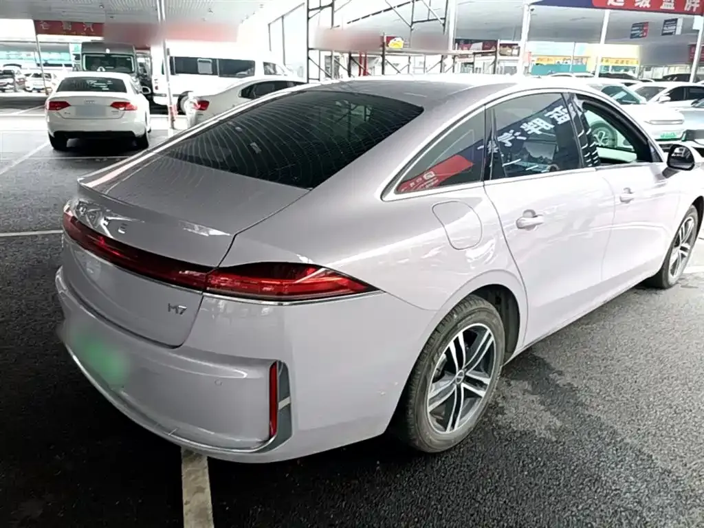 Roewe M7 DMH — фото 3