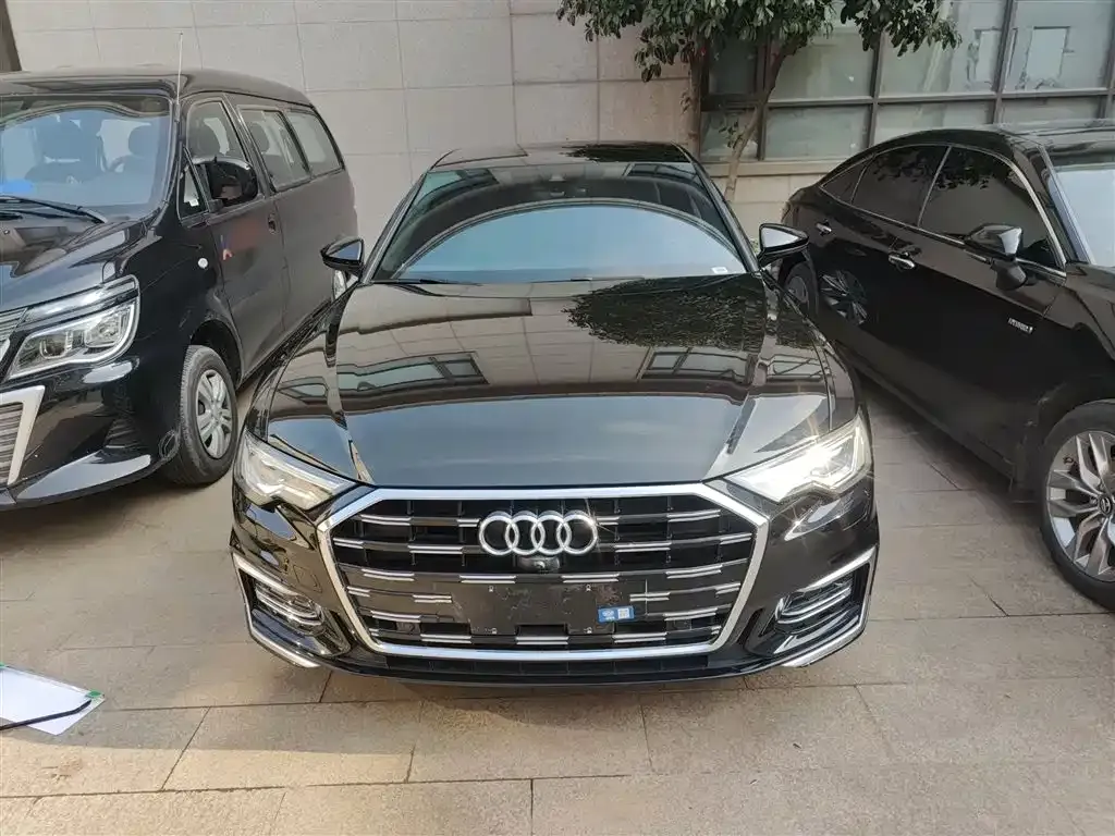 Audi A6L — фото 6