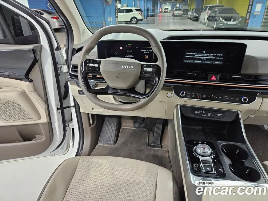Kia Carnival — фото 10