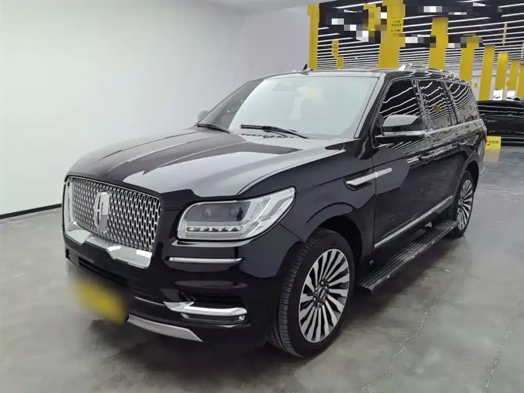 Lincoln Navigator — фото 10
