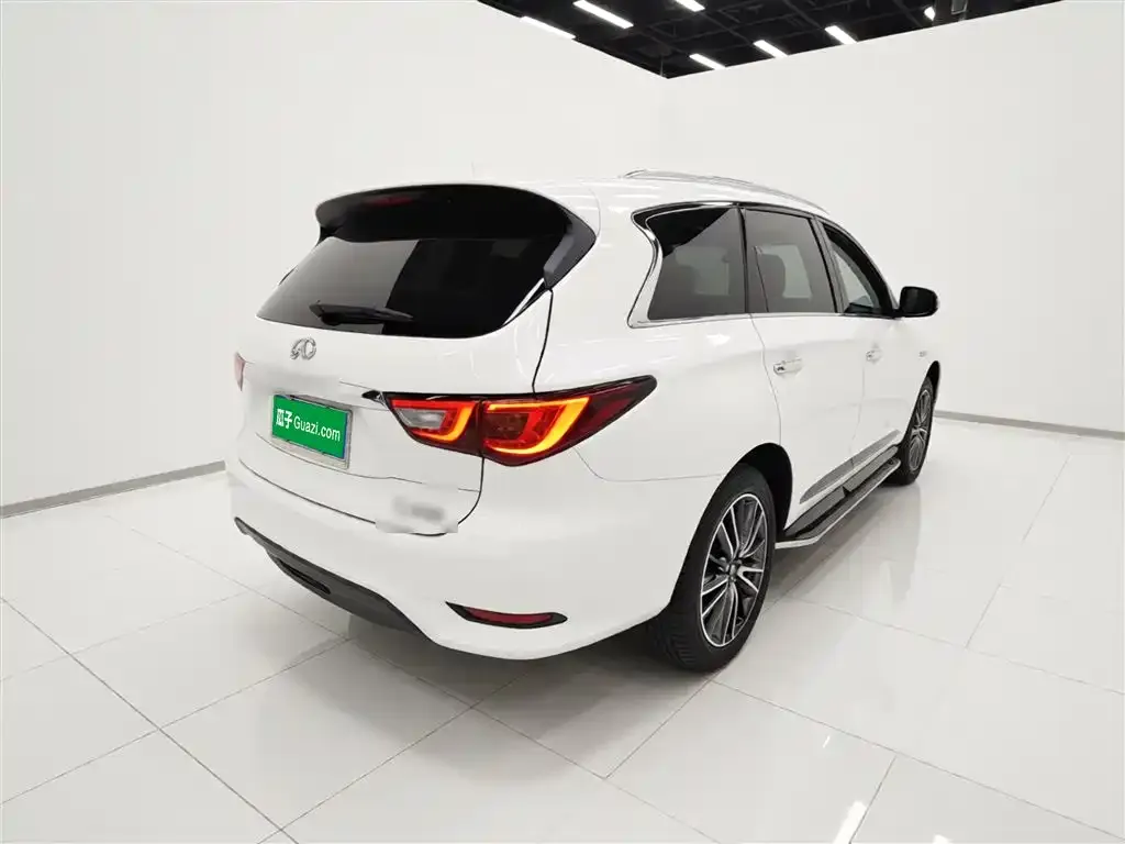 Infiniti QX60 (Import) — фото 10