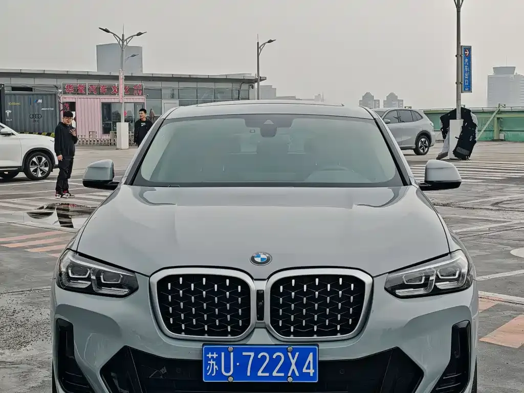 BMW X4 — фото 1