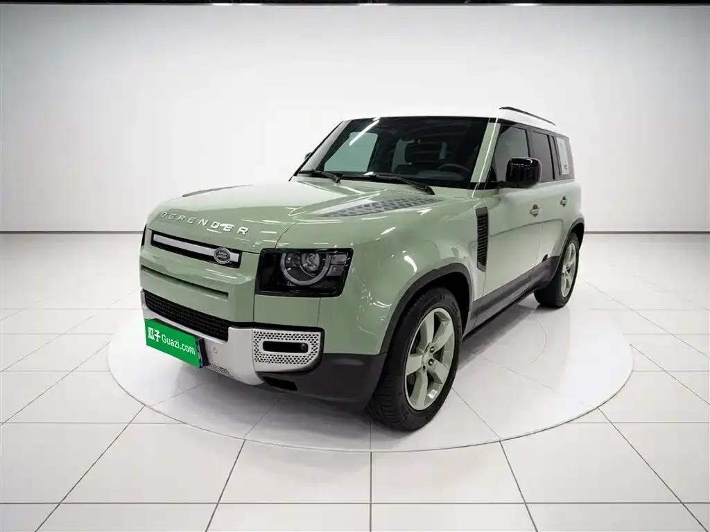 Land Rover Defender — фото 1