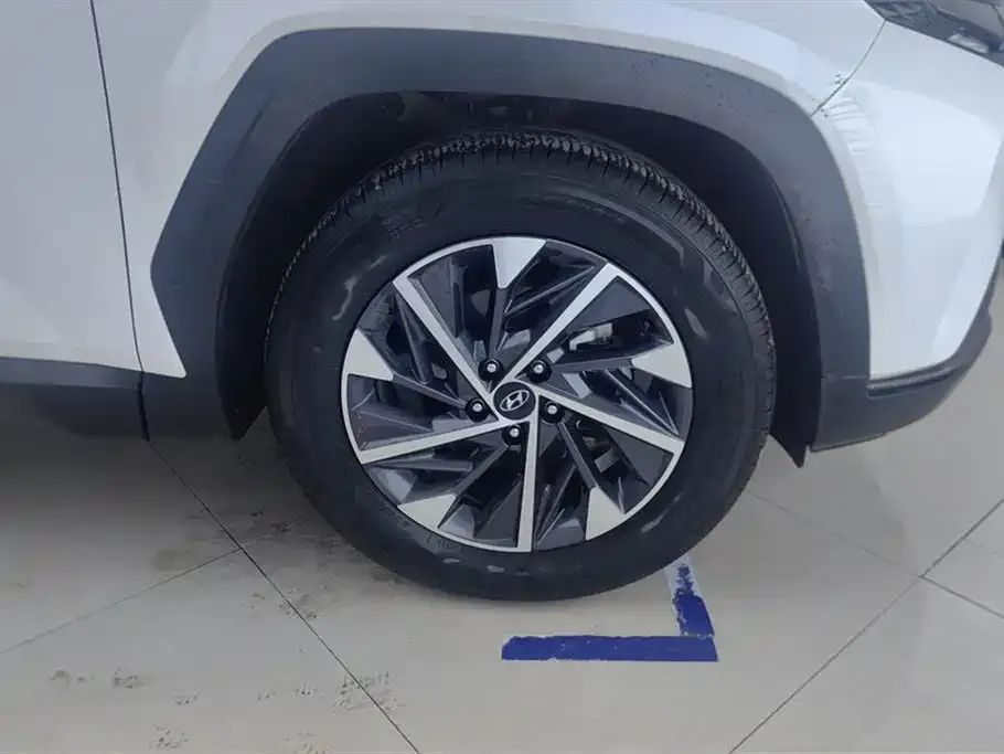 Hyundai Tucson — фото 3