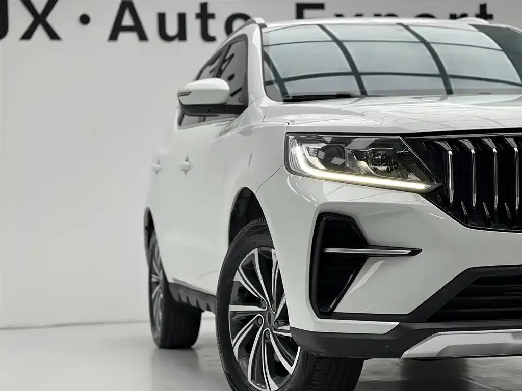 Geely Vision X6 — фото 10