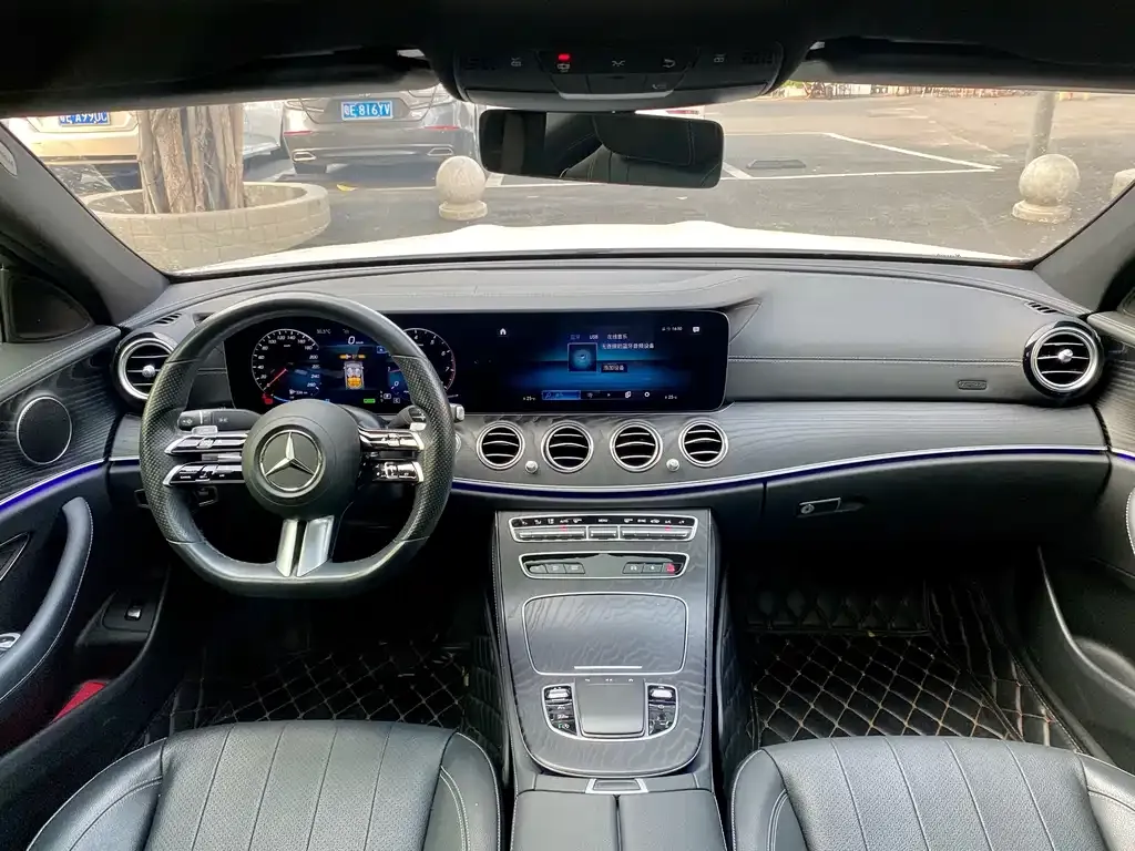 Mercedes-Benz E-Class (Import) — фото 4