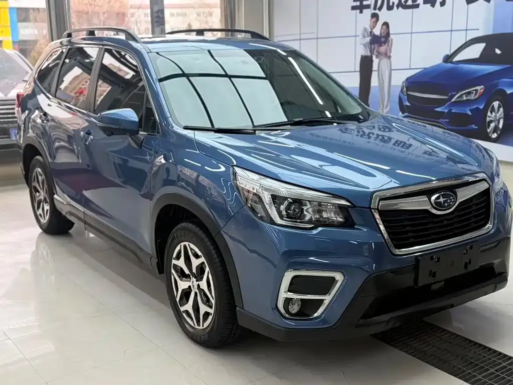 Subaru Forester — фото 9