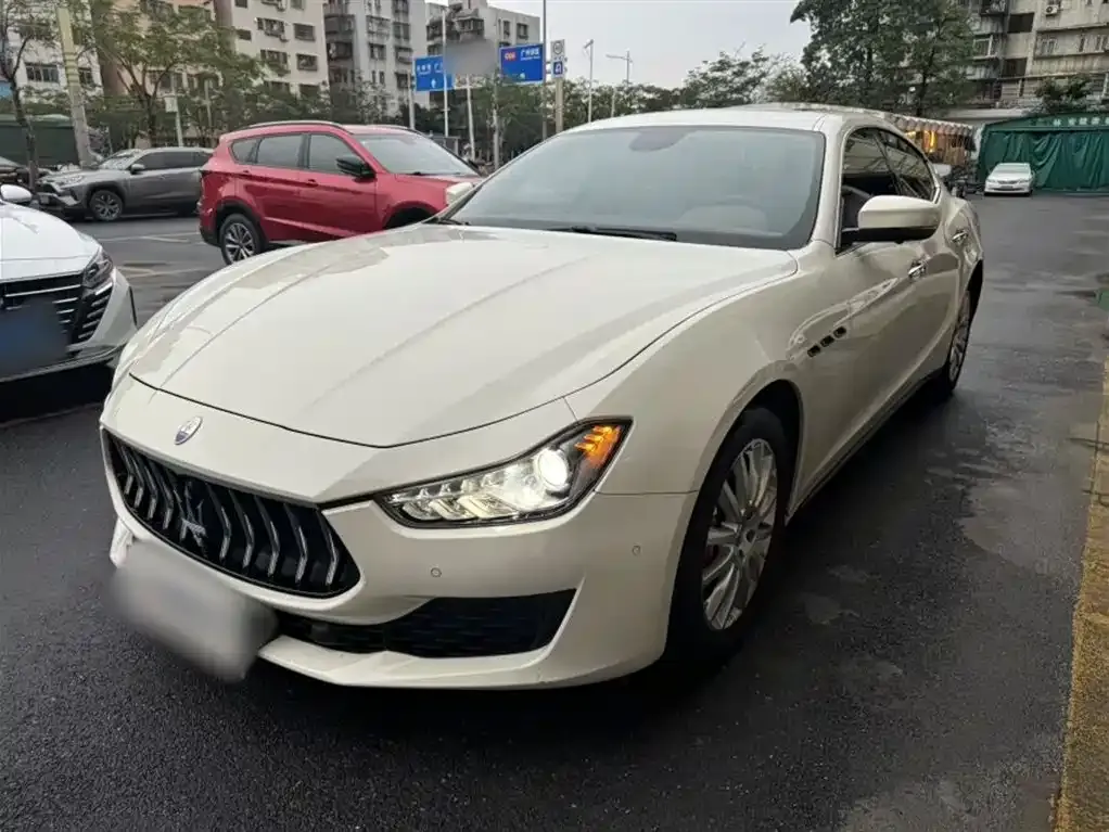 Maserati Ghibli — фото 10