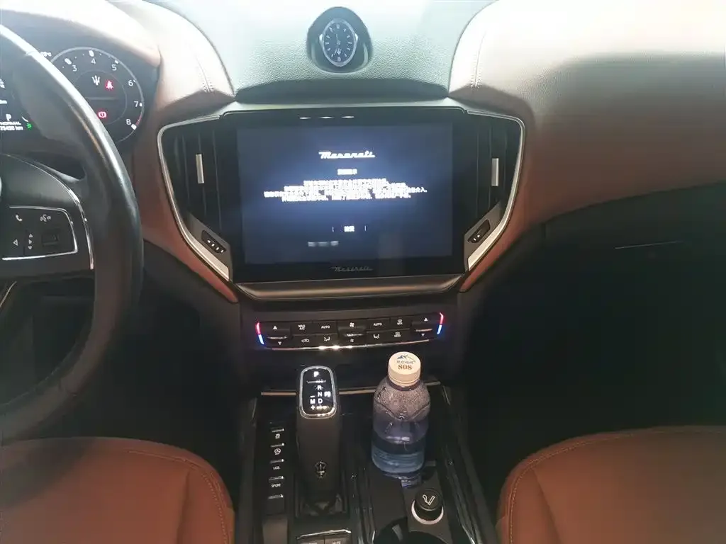 Maserati Ghibli — фото 7