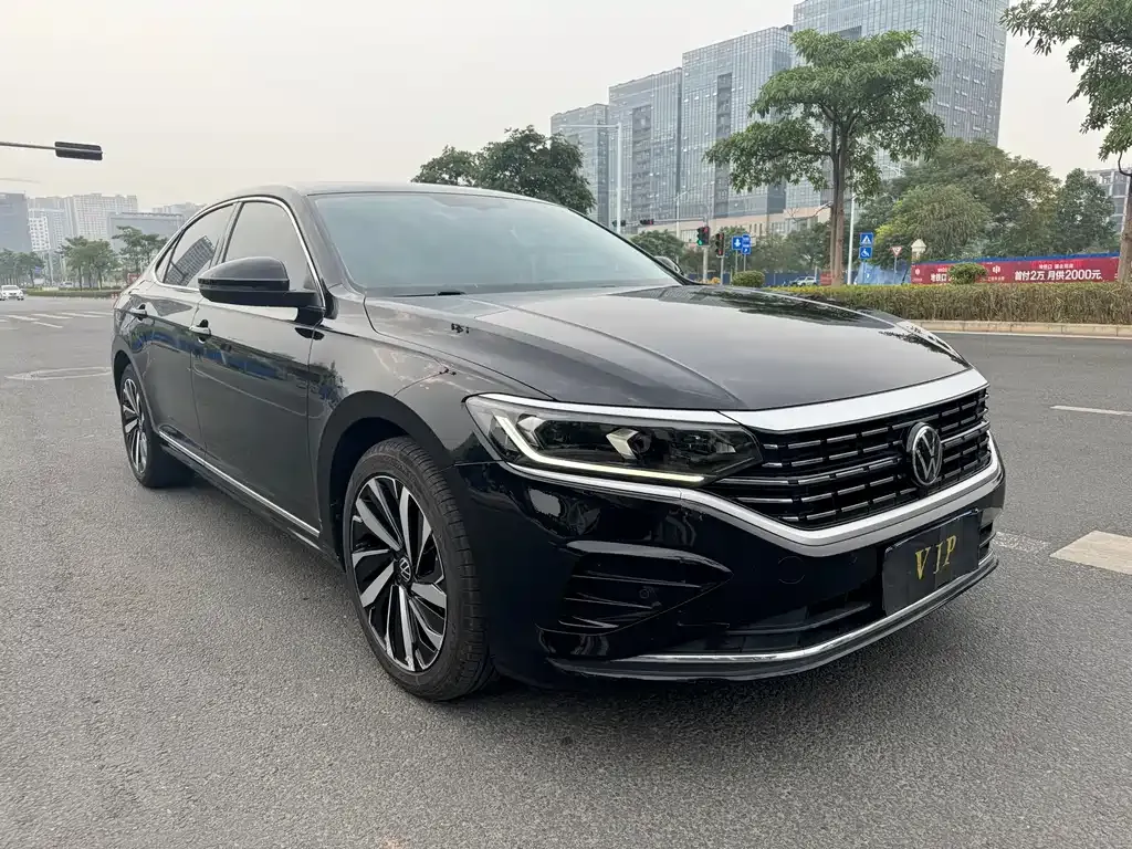 Volkswagen Passat — фото 5