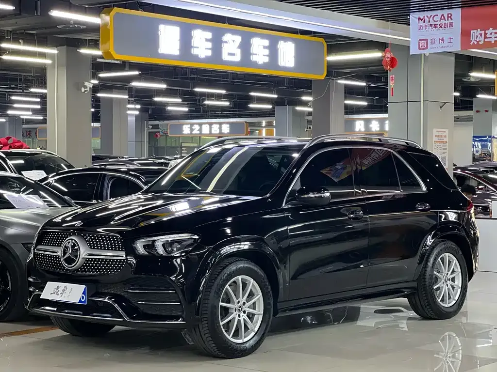Mercedes-Benz GLE — фото 1