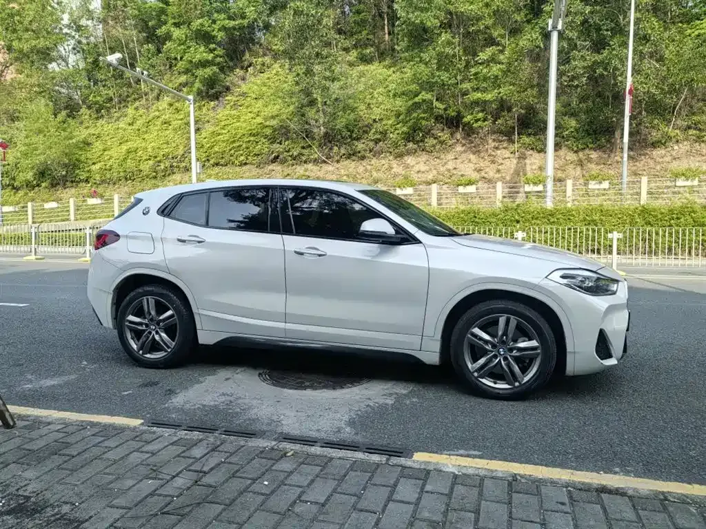 BMW X2 — фото 10