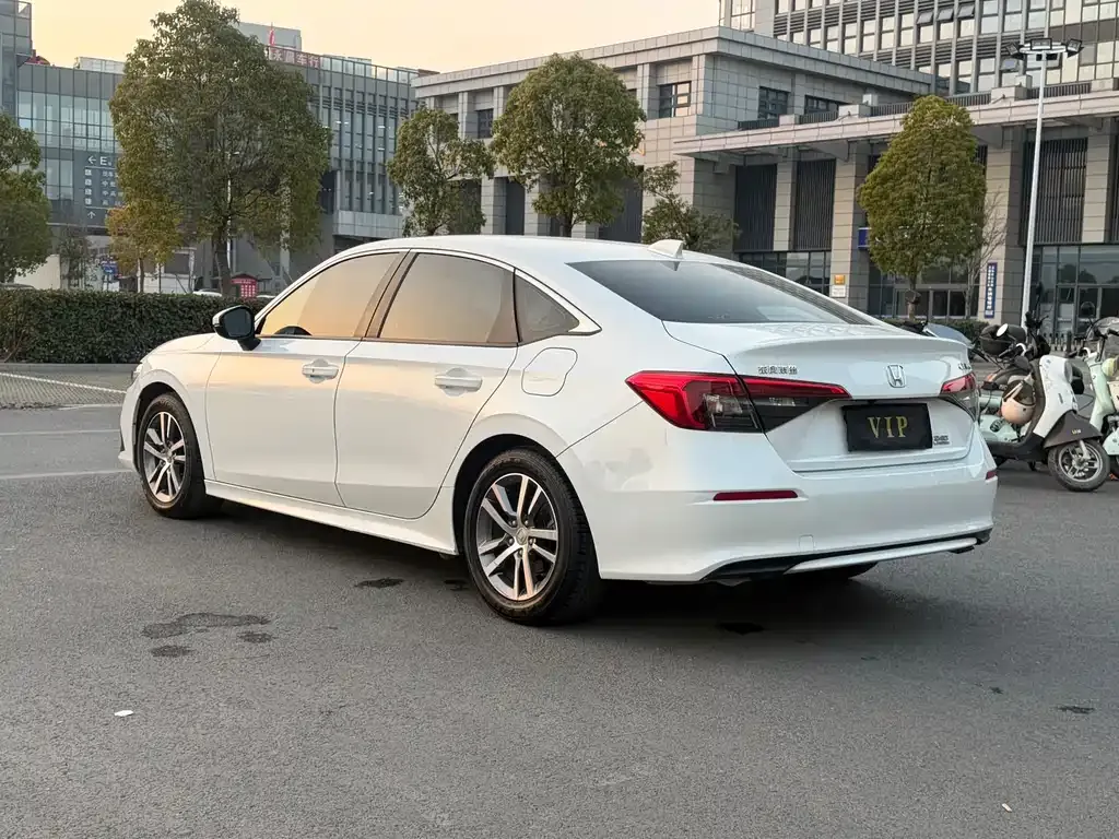 Honda Civic — фото 8