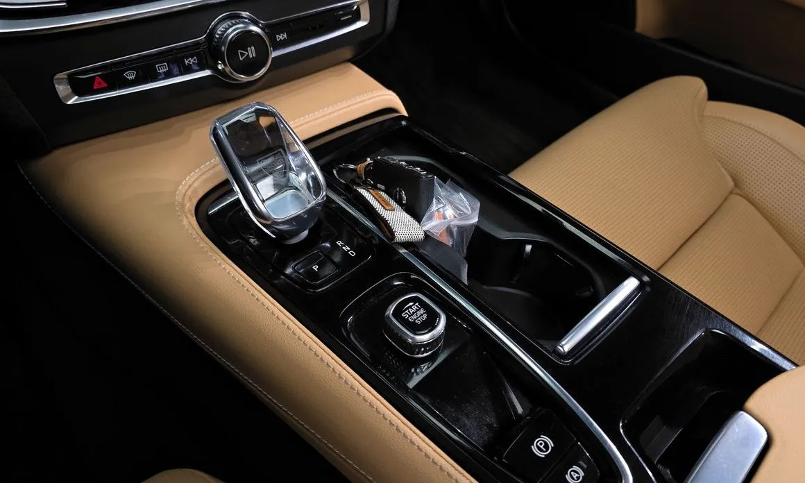 Volvo S90 — фото 10