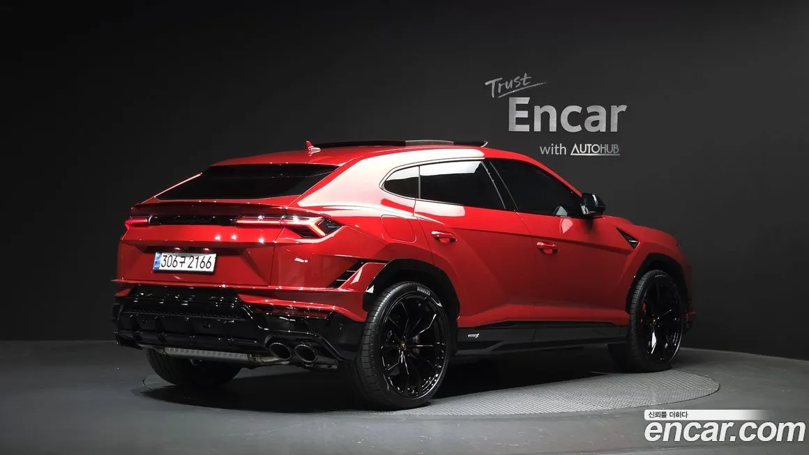 Lamborghini Urus — фото 10