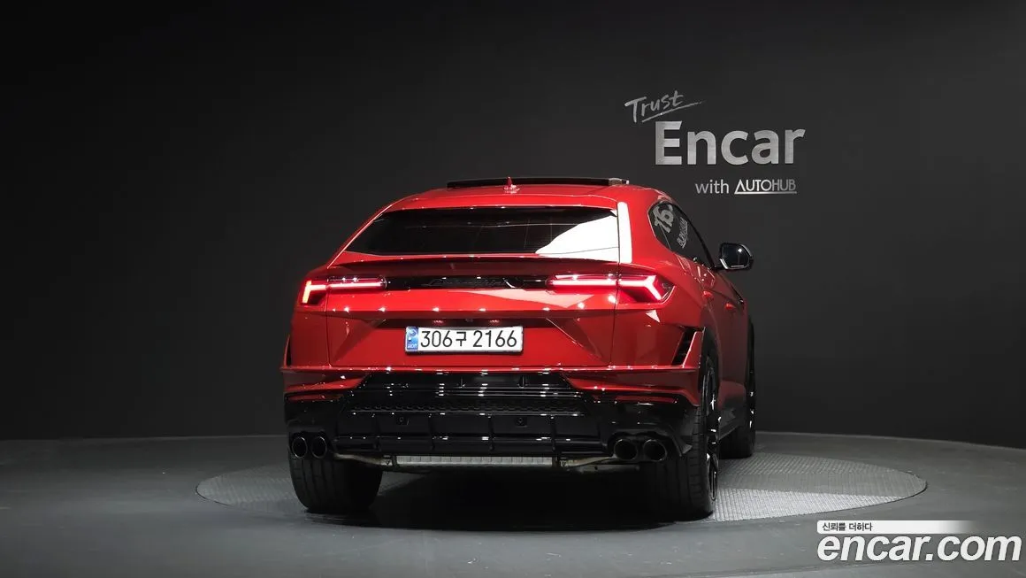 Lamborghini Urus — фото 3