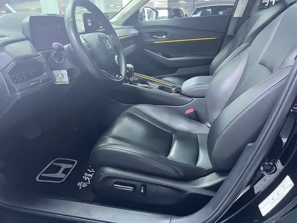 Honda Accord — фото 4