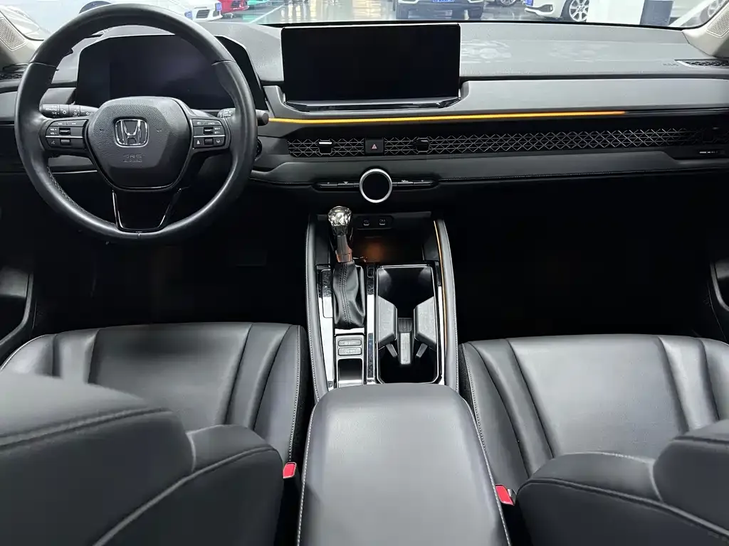 Honda Accord — фото 3