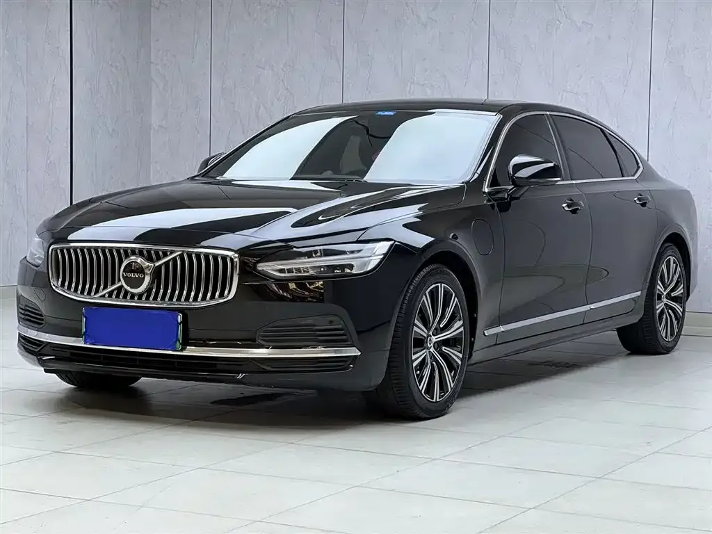Volvo S90 PHEV — фото 1