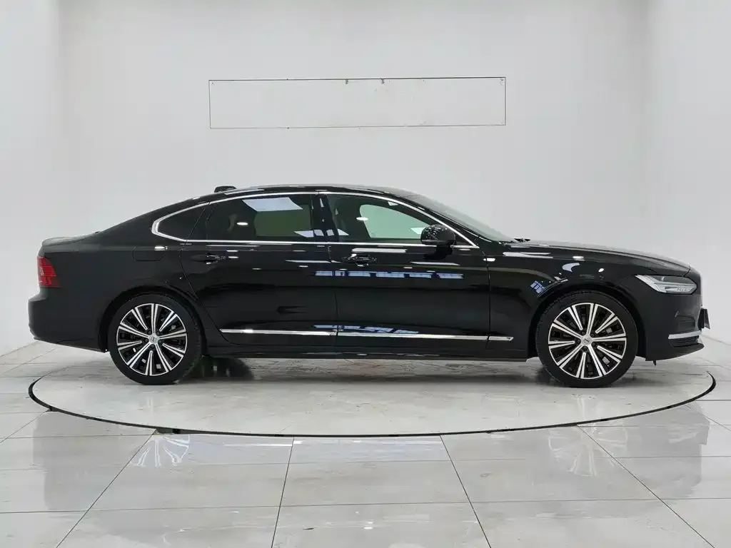 Volvo S90 — фото 6
