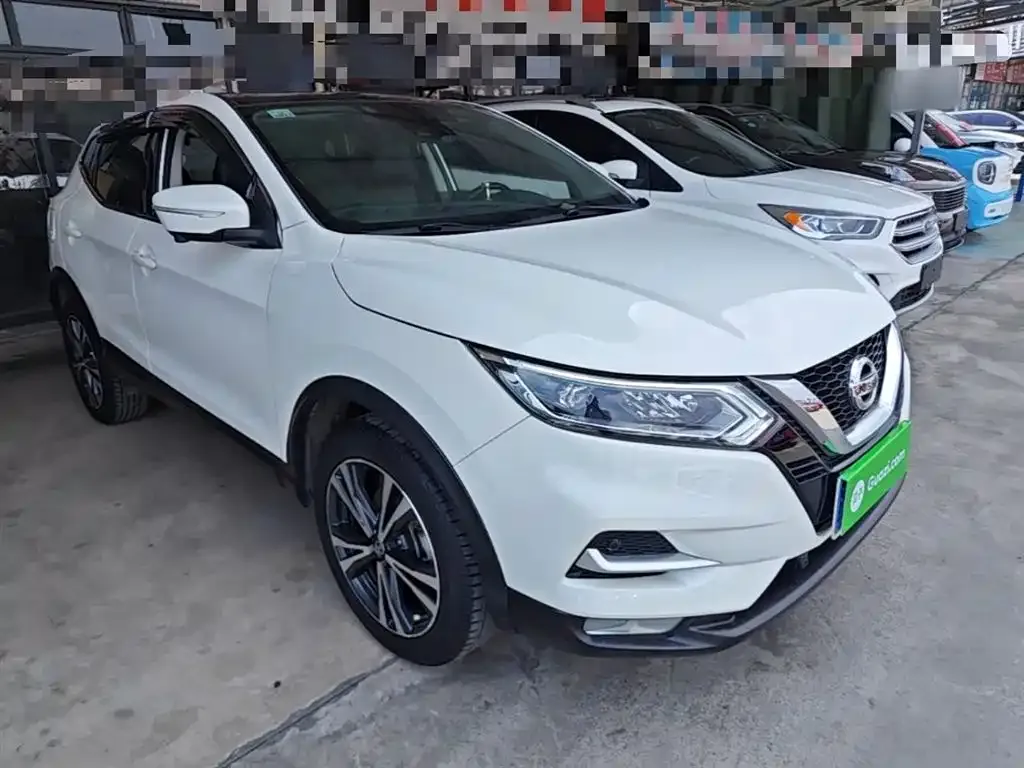 Nissan Qashqai — фото 5