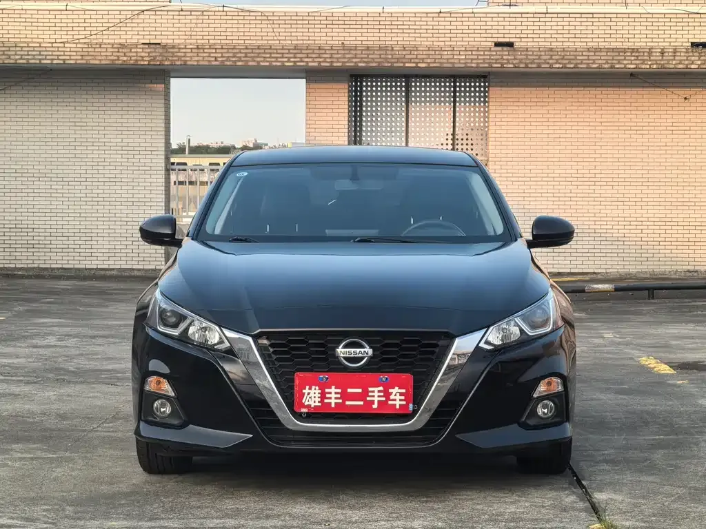 Nissan Teana — фото 4