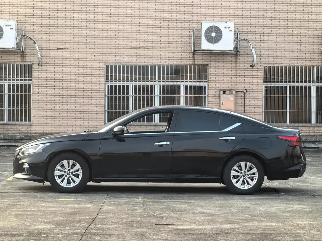 Nissan Teana — фото 5