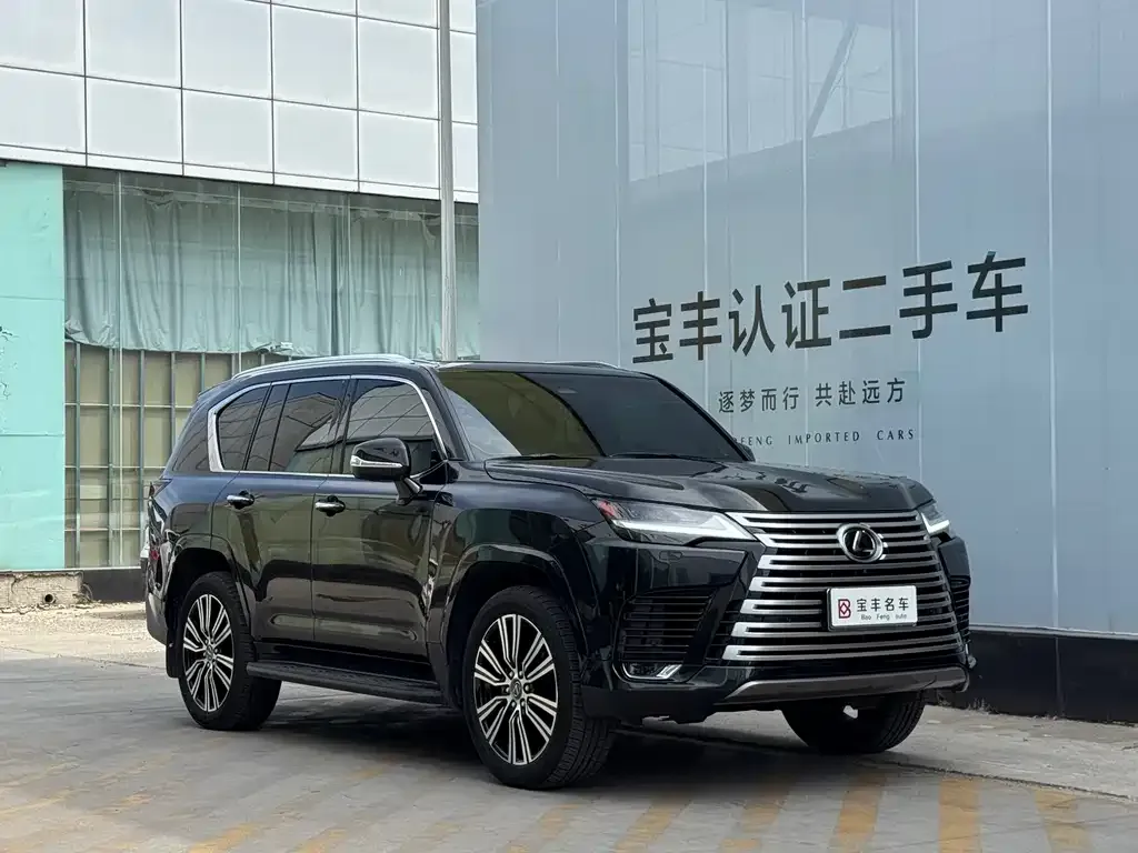 Lexus LX — фото 3