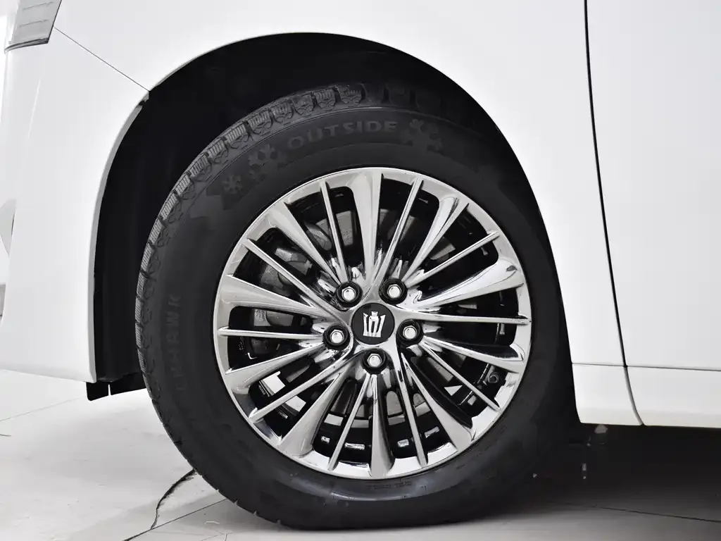 Toyota Vellfire — фото 5