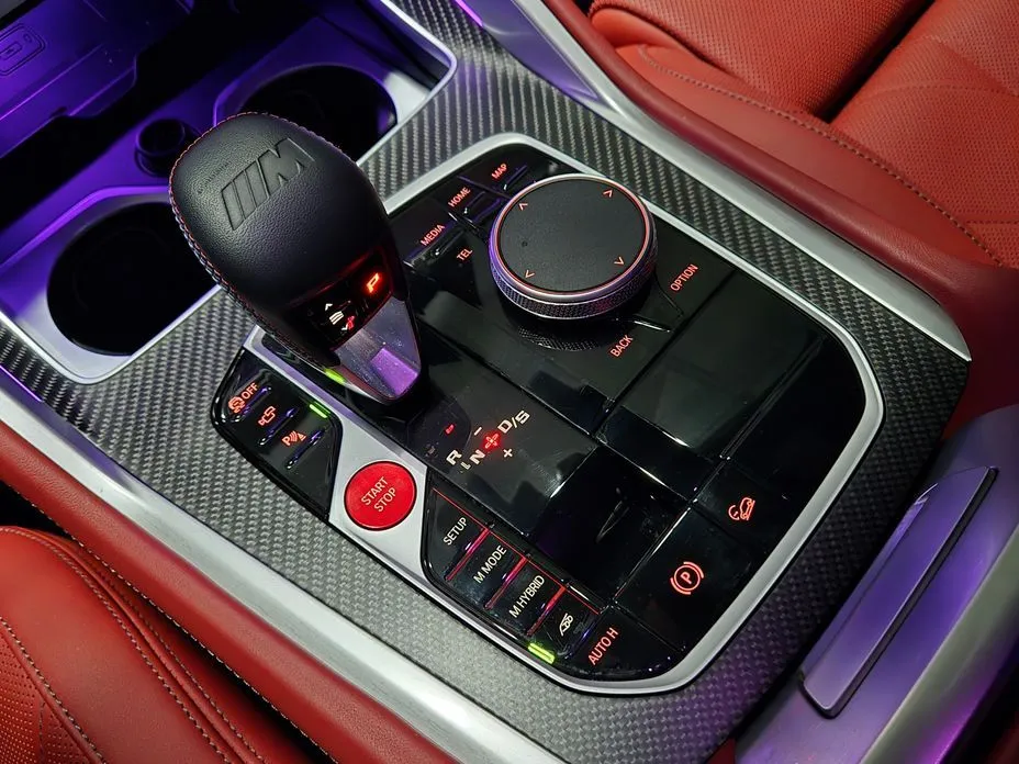 BMW XM — фото 6