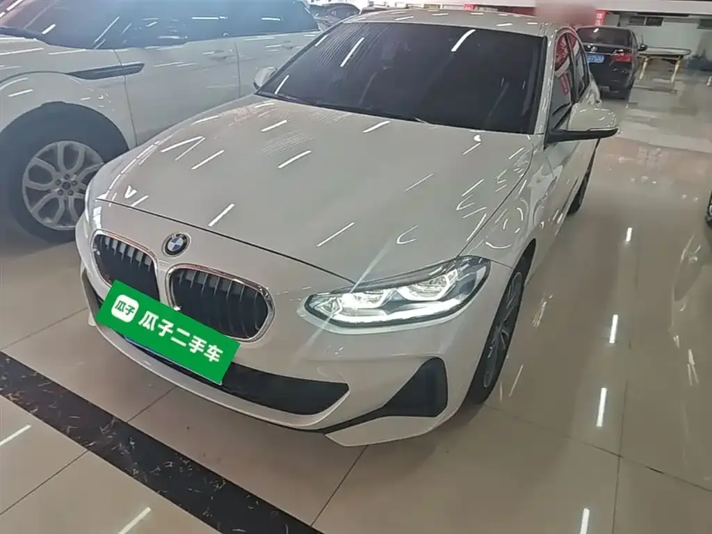 BMW 1 Series — фото 1
