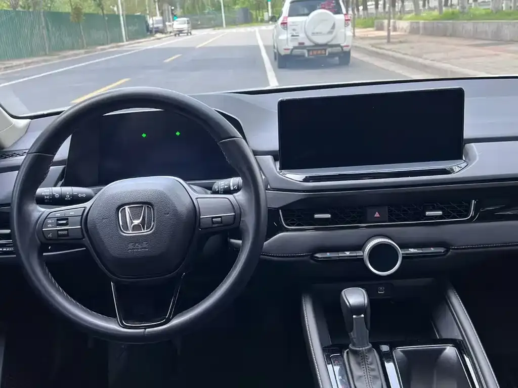 Honda Inspire — фото 3