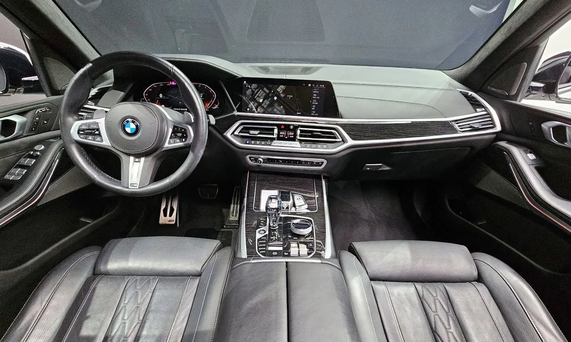 BMW X7 — фото 9