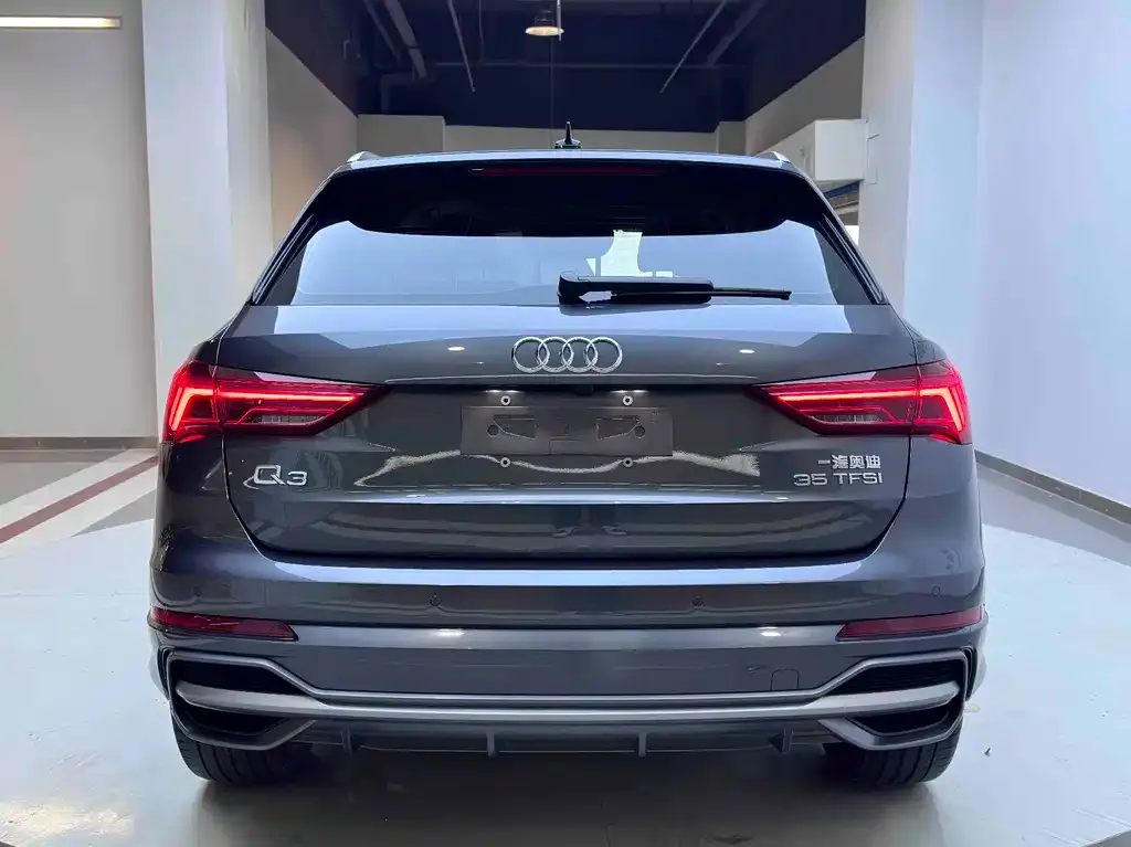 Audi Q3 — фото 4